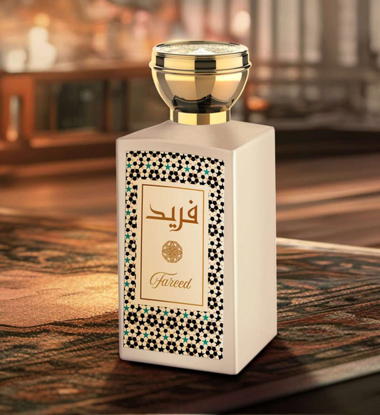 🌸 AFAQ FAREED – L’Armonia dei Fiori Orientali